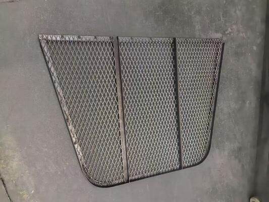 40*80mm Hole Size Powder Coating Expanded Metal Mesh Window Well Cover with Corrosion Resistance