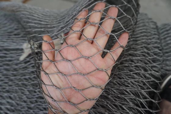 블랙 산화 스테인리스 스틸 철 로프  Mesh 50x50mm
