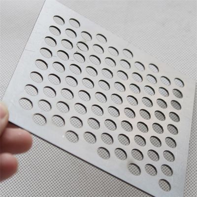 아연 도금 탄소강 천공 금속 시트 1000x2000mm 원형 구멍