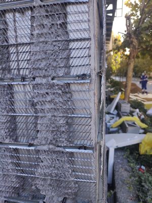 장벽 패널을 위한 다이아몬드 메시 라트 영구 폼을 설치하기 쉬운