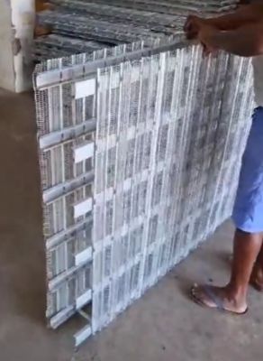 영구 스틸 폼 워크 시멘트 발사 폼 워크 강화 망