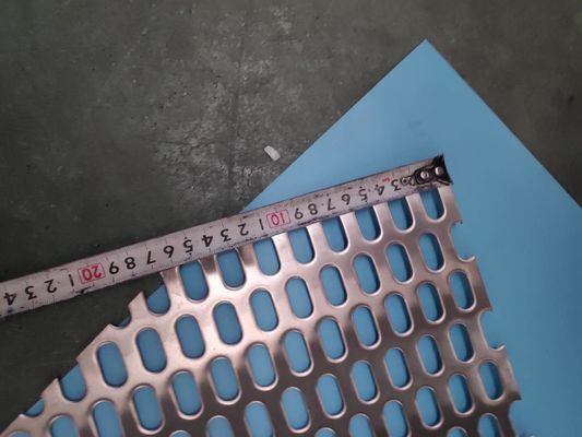 0.7mm 1mm 2mm 알루미늄 진열 스테인리스 스틸 구멍이 뚫린 금속 맞춤형 구멍 디자인